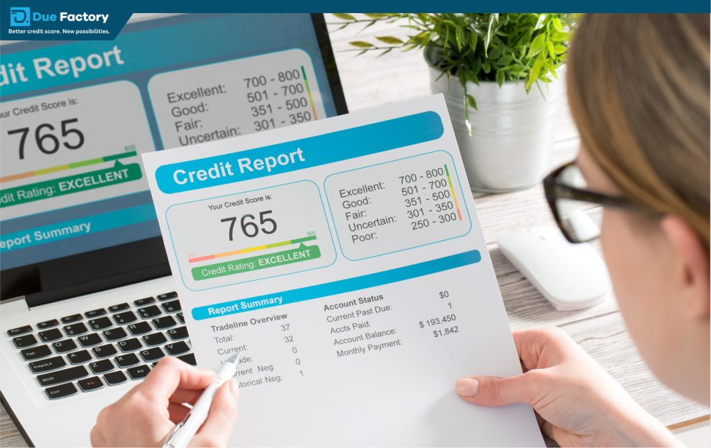 Key Differences between credit report and credit score